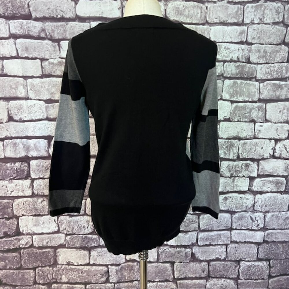 Anne Klein Black & Gray Long Sleeve Pullover Sweater Size M - Picture 4 of 7